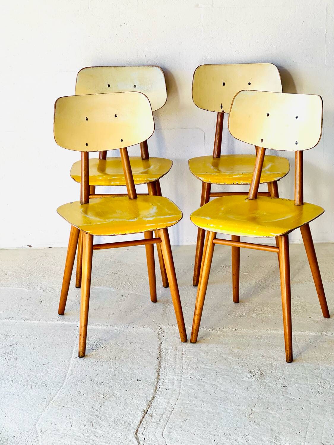 Chaises de bistrot par Ton, années 1950