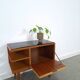 Mid-Century kastje J.D. Freese met klep en zwart opaline glas