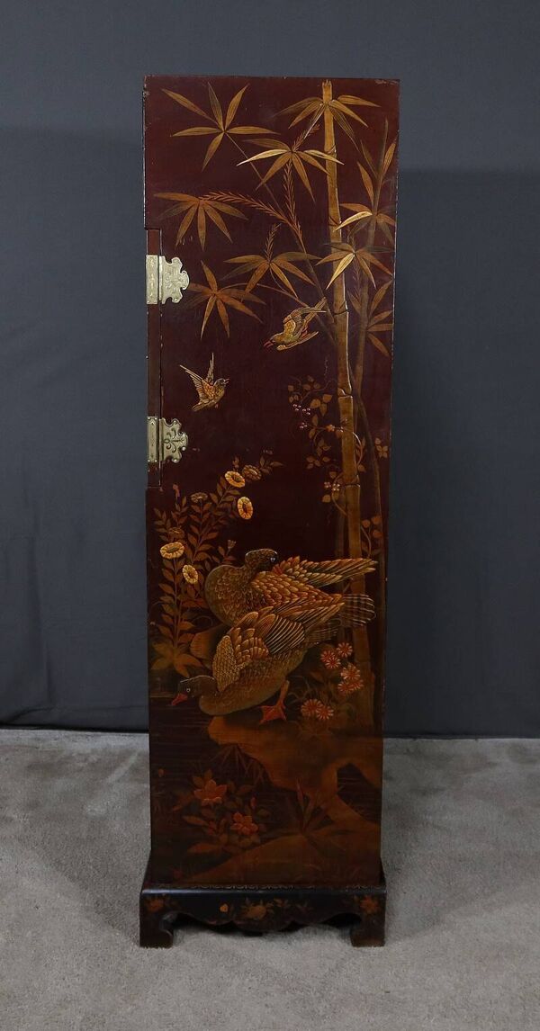 Cabinet chinois en bois laqué et bois peint – début XXème