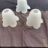 3 tulips with 5 petals, antique satin glass