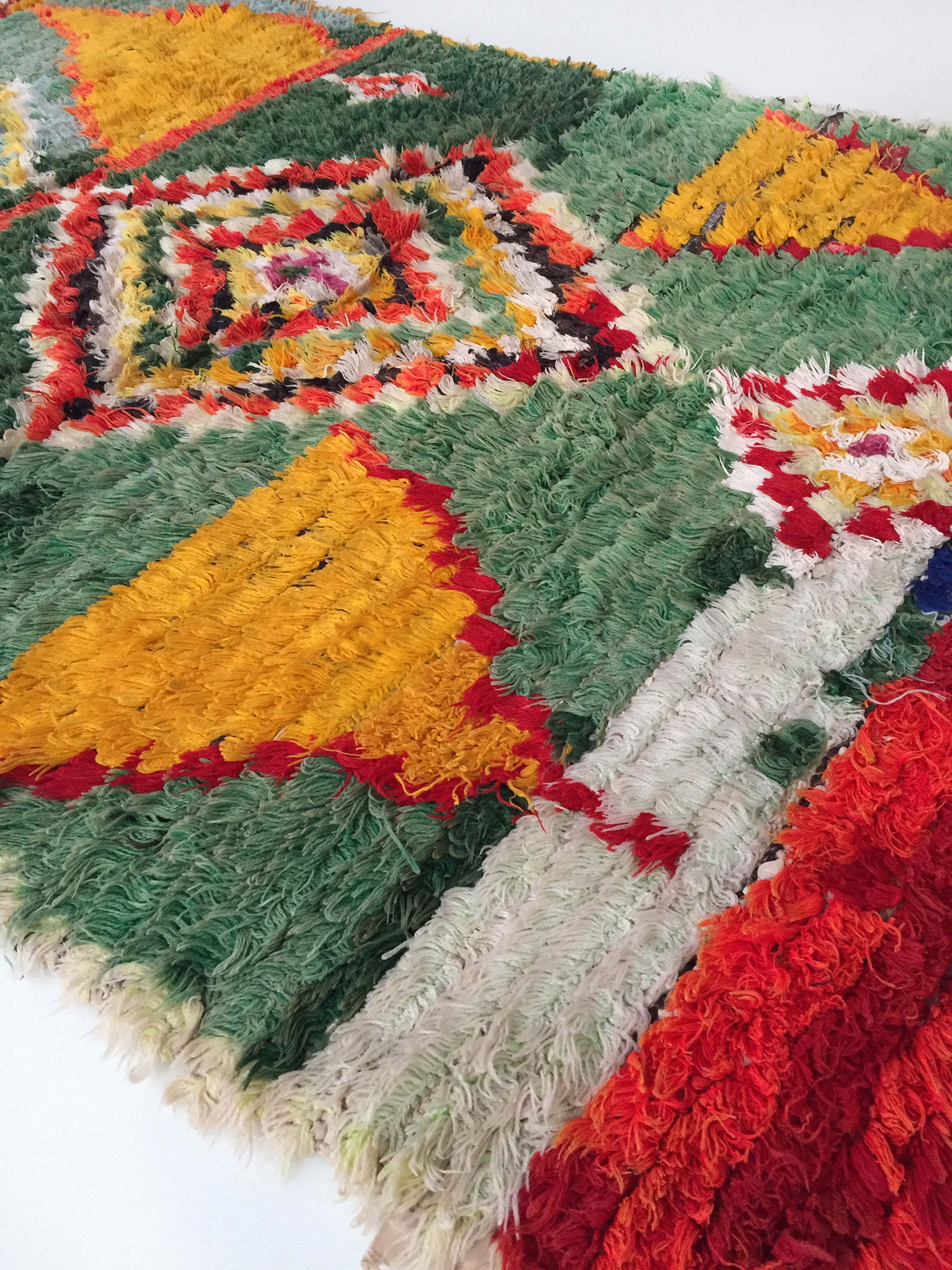 Moroccan Berber carpet Boucherouite 151x105cm