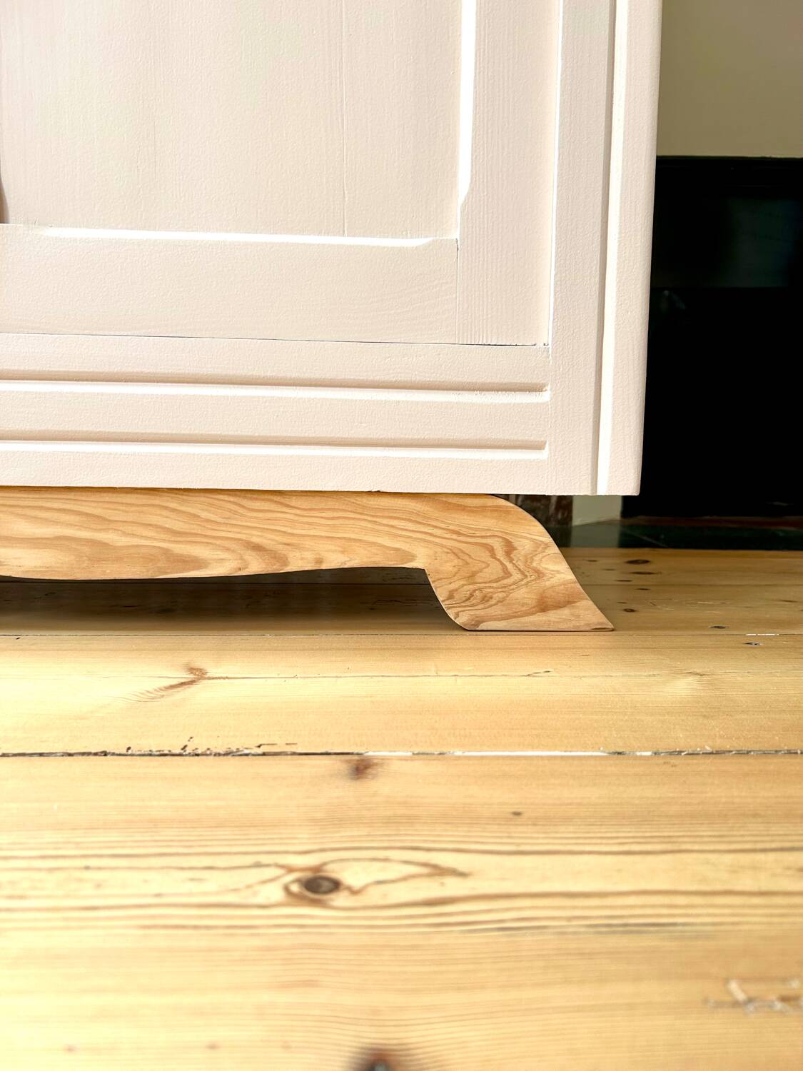 Vintage wardrobe (renovated)