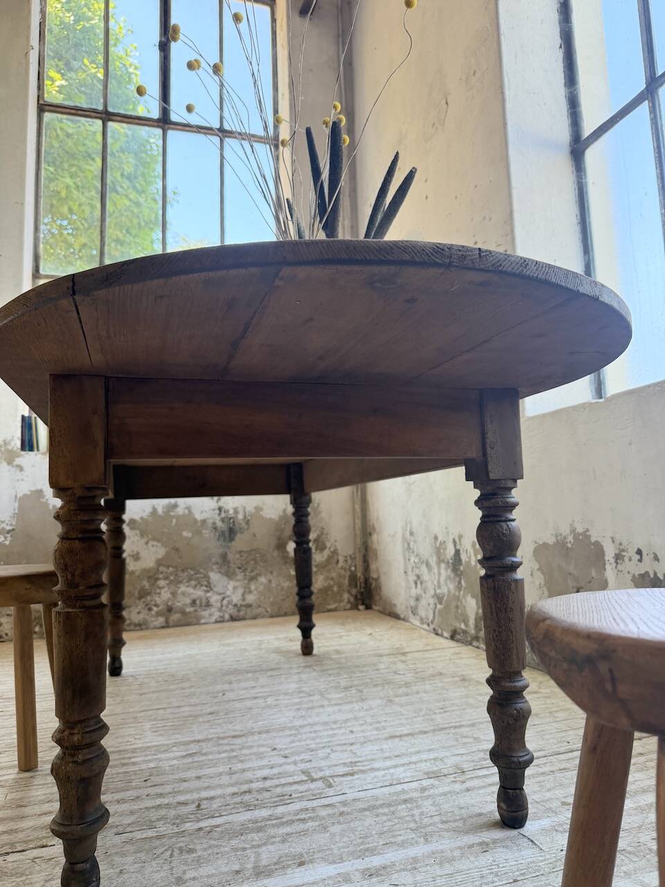 Oval farmhouse table 250cm pine