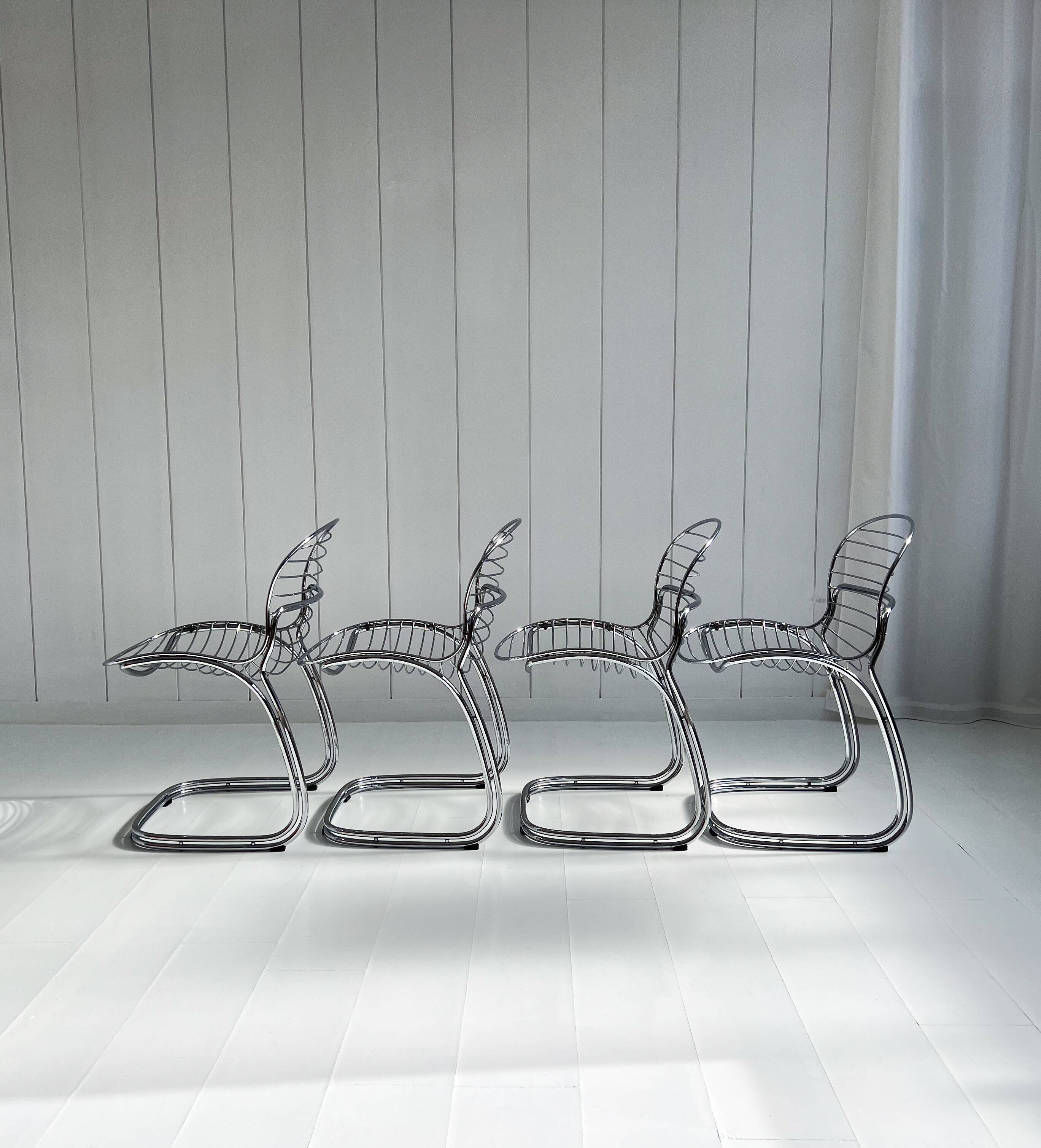 Set de 4 chaises "Sabrina" par Gastone Rinaldi