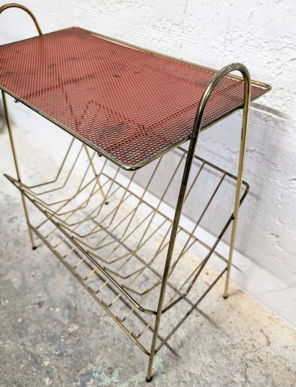 Table porte-vinyles dorée
