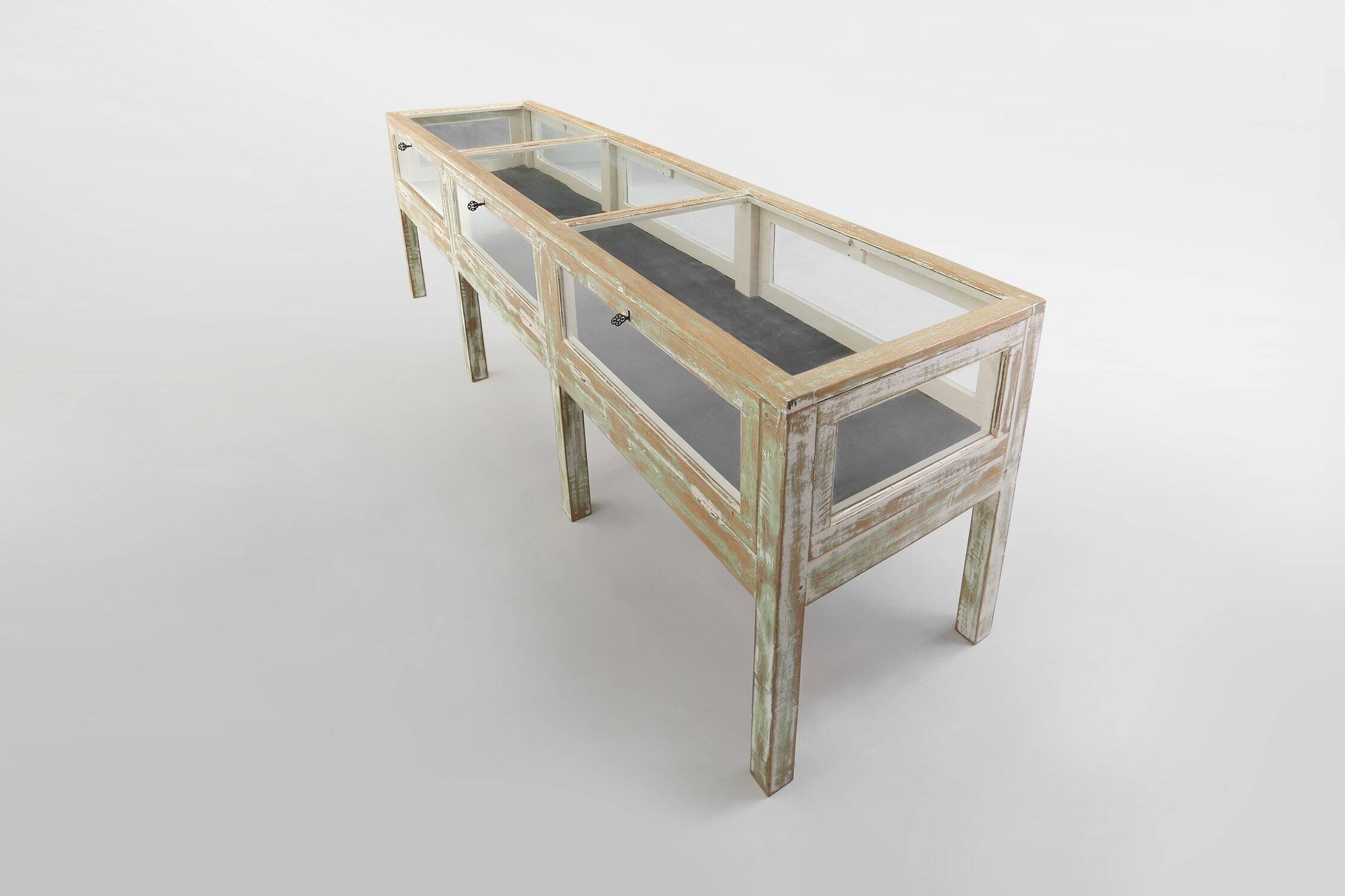 Large patinated Antique Rustic Oak Display Case, 1890s