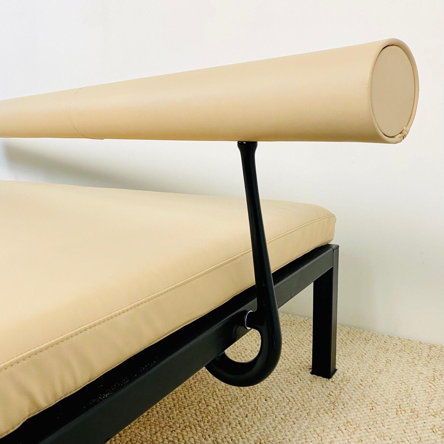"Sity" model bench, B&B Italia edition.