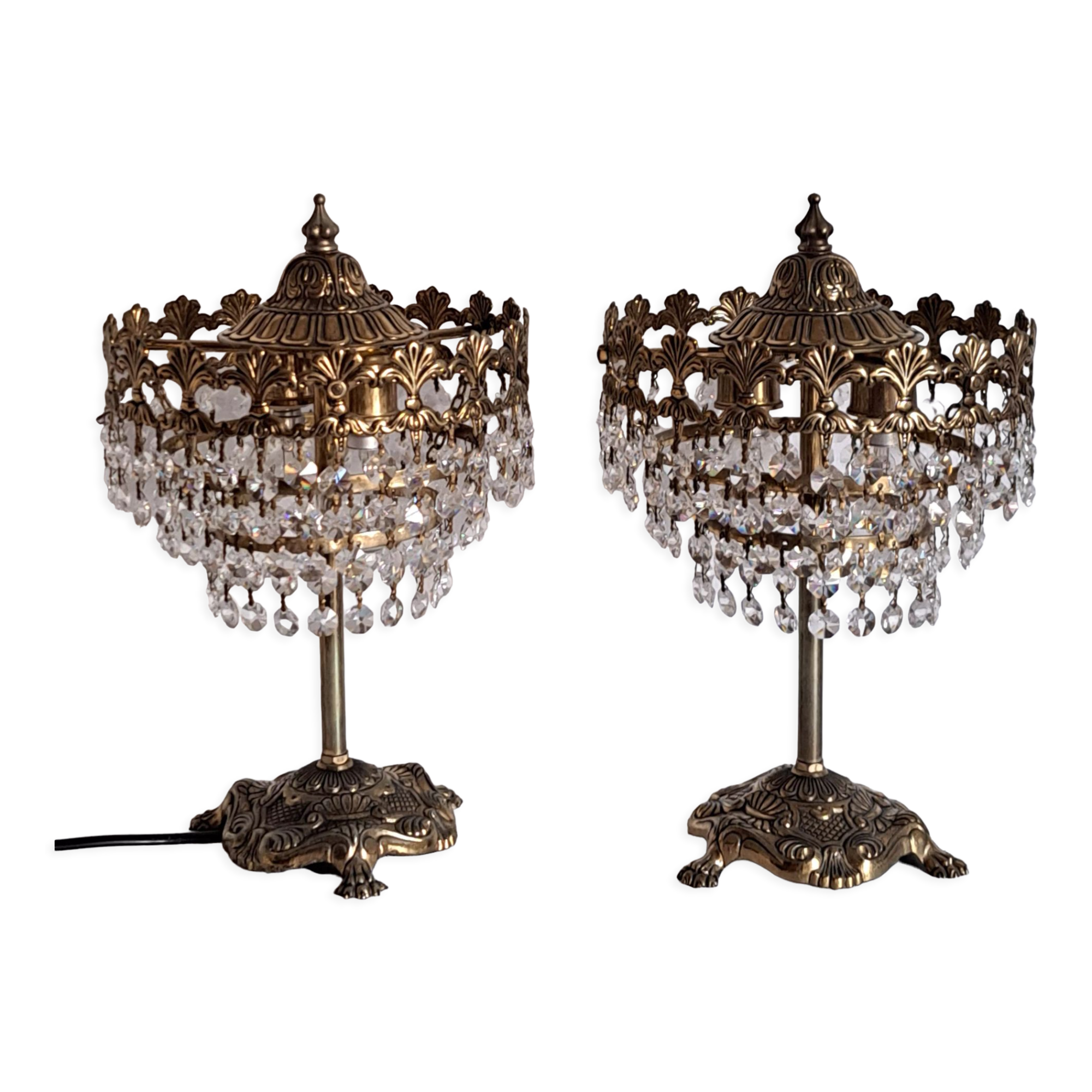 Pair of bedside lamps with tassels