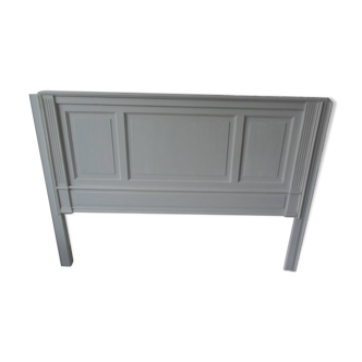 Headboard for a 160 bed in solid oak with pearl gray patina and waxed finish.