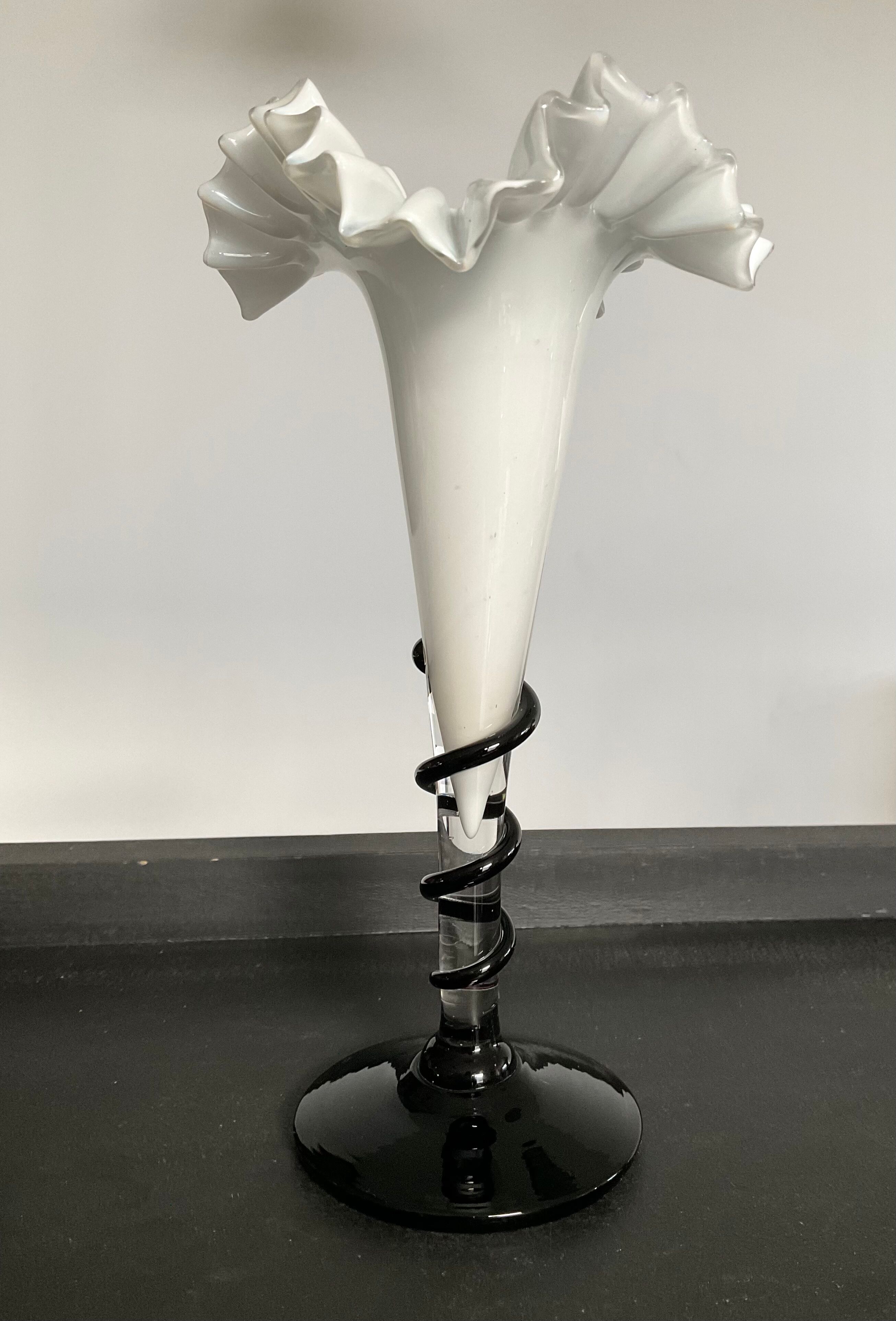 Vintage soliflore vase in glass paste 50s