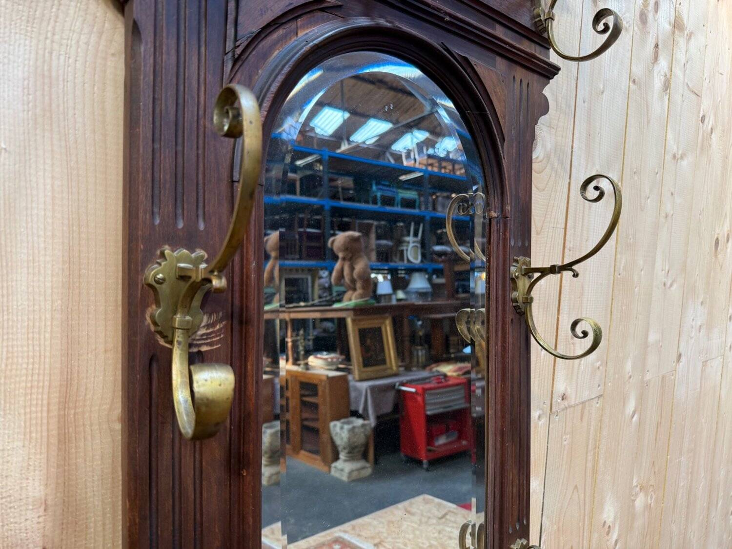 Coat rack - Napoleon III wardrobe in walnut and brass