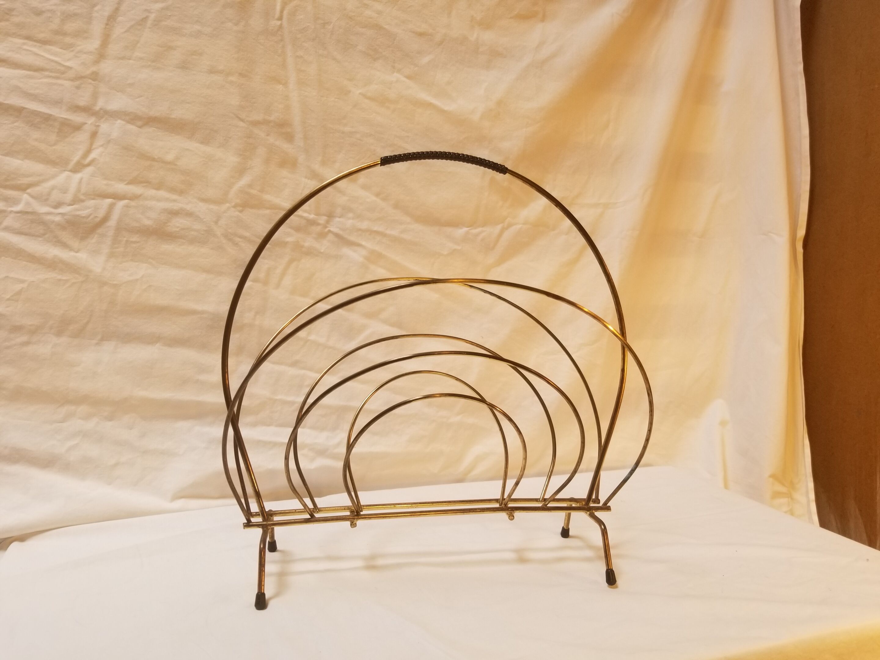 Magazine holder in brass - 50s-60s
