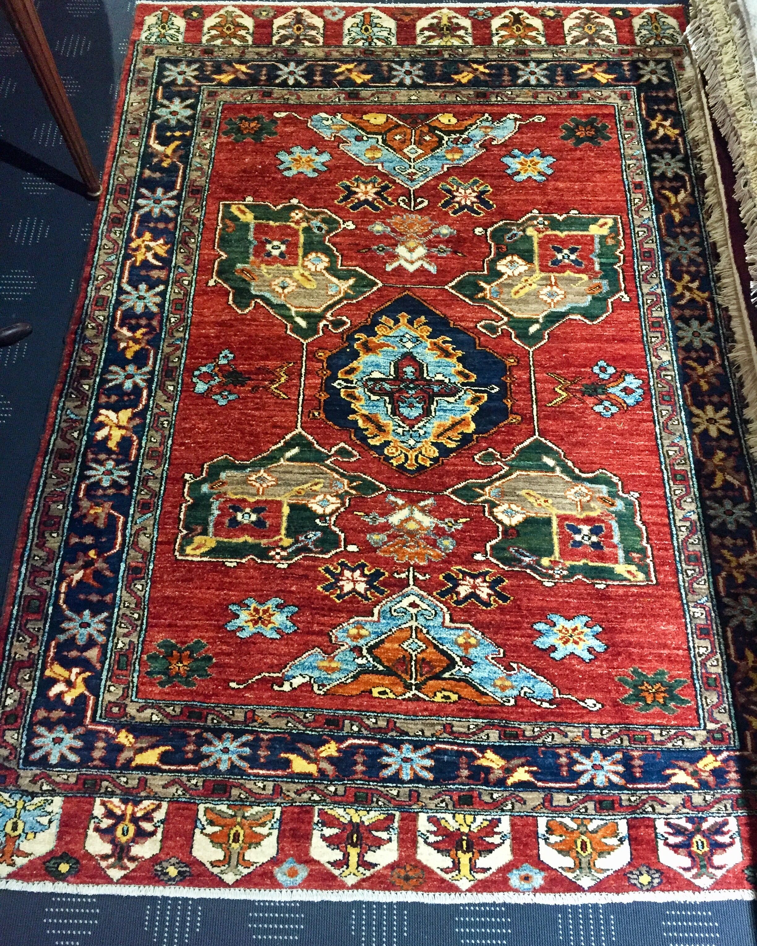 Tapis d'afghanistan  120x 174cm
