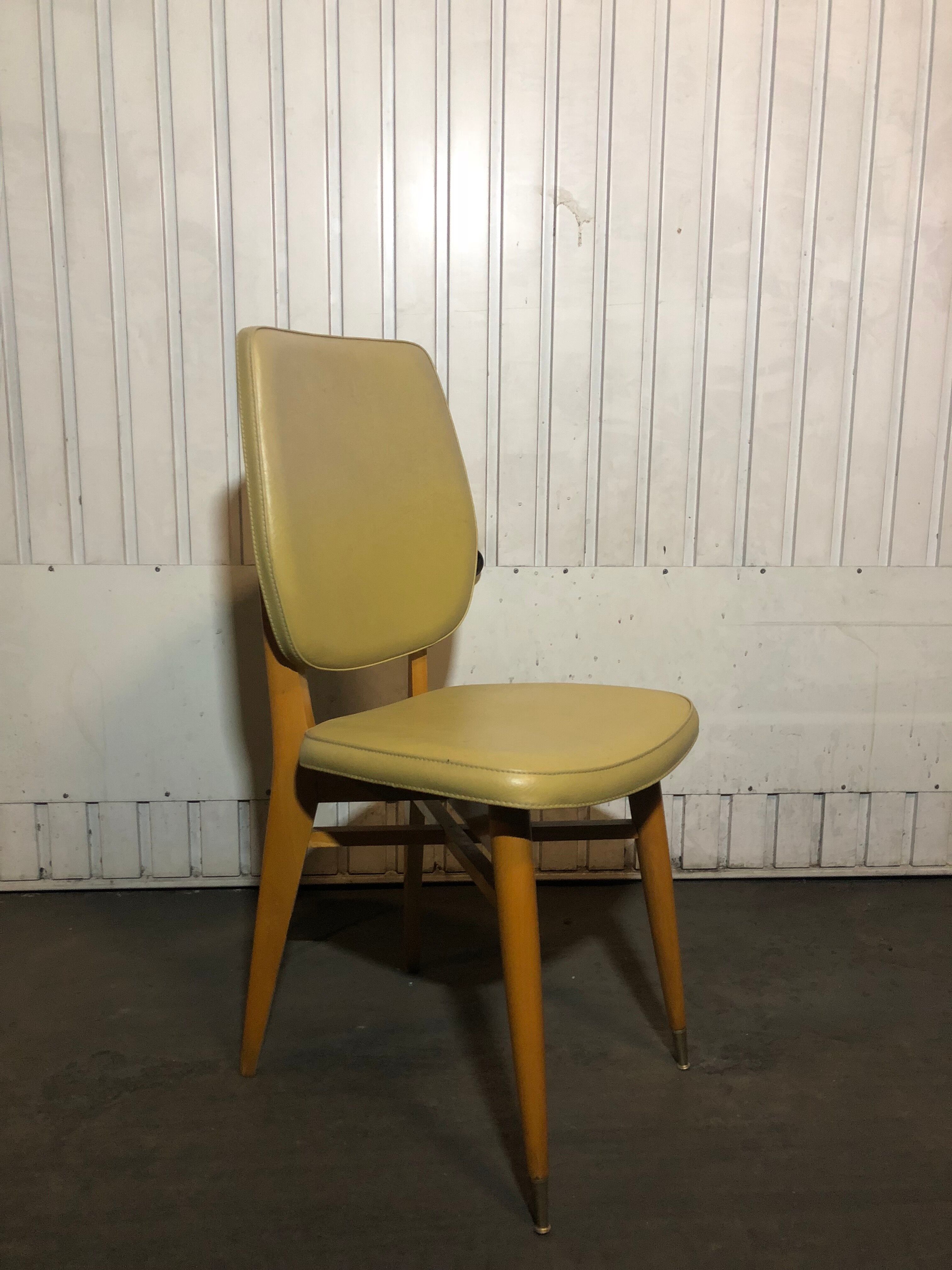 Nice lot of 2 High Chair in skai