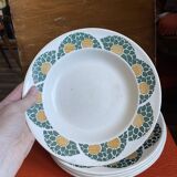 Lot of 8 Givors plates in antique earthenware.