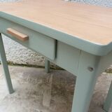 Desk child 50s