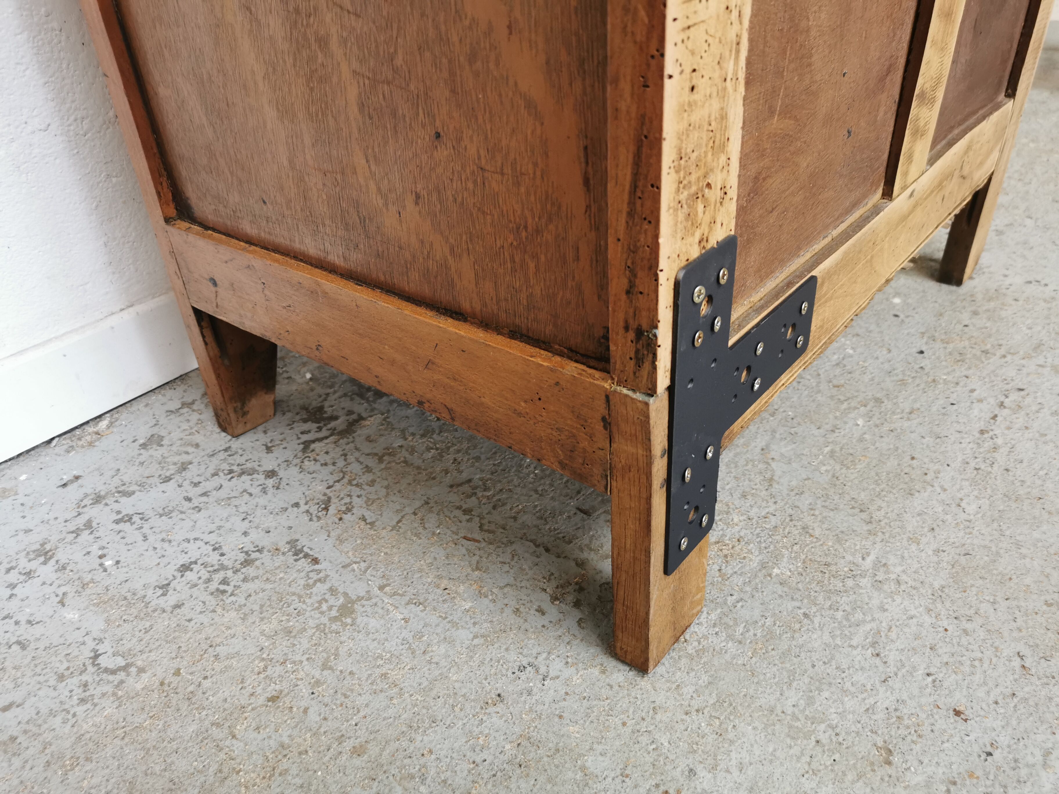 Armoire parisienne vitrée