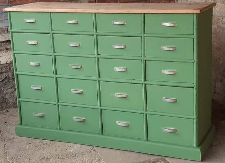 Trade cabinet 20 drawers