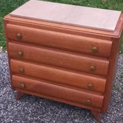 Vintage oak chest of drawers with splayed legs and 4 drawers, circa 1950
