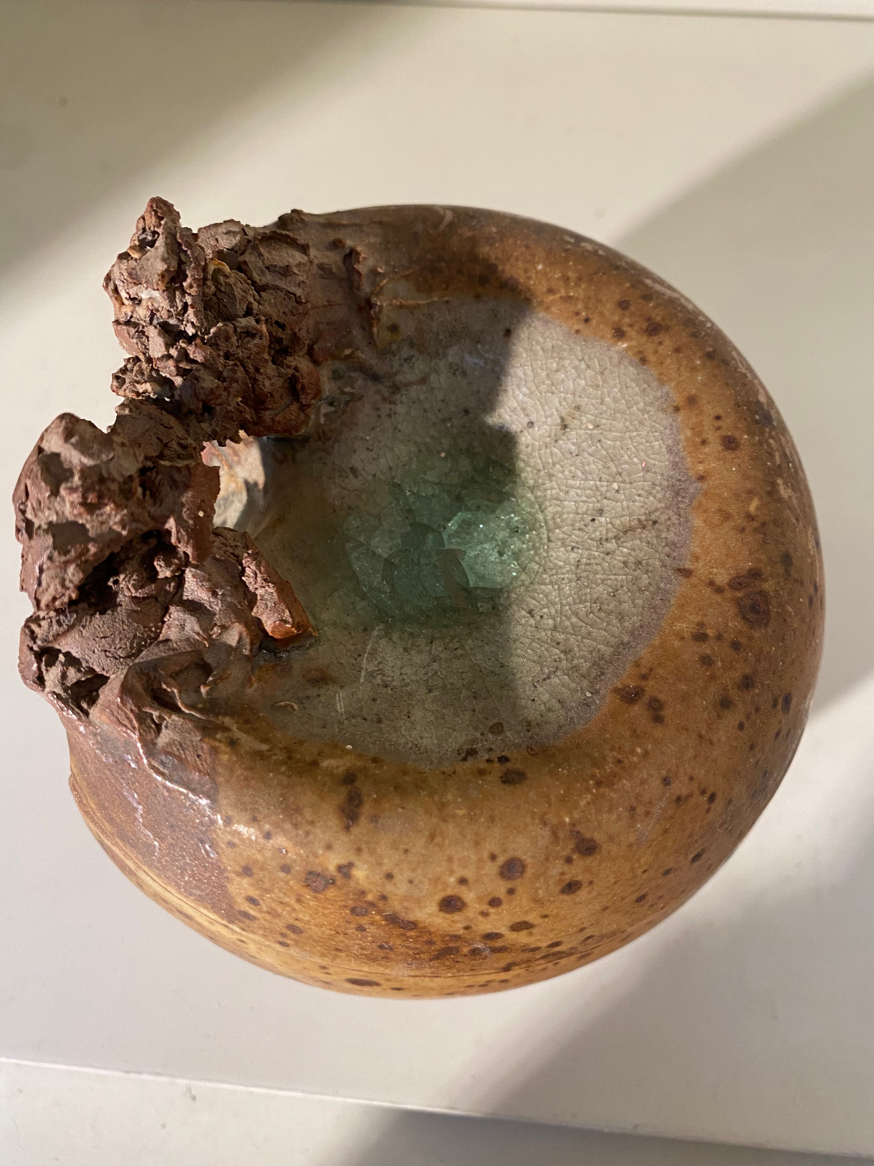 Empty 1981 sandstone pocket