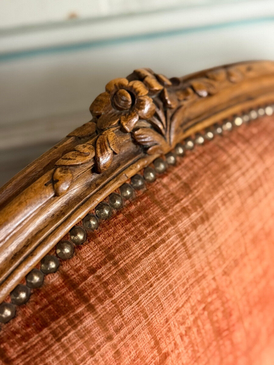 Pair of transitional carved wooden armchairs, 18th century