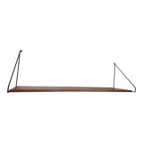 String style shelves