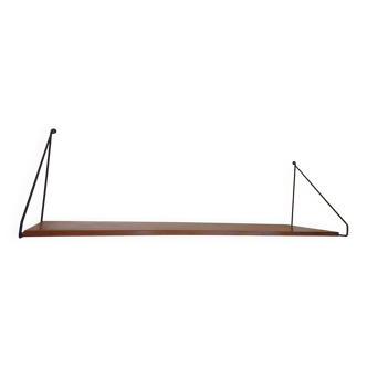 String style shelves