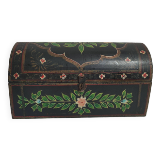 Small hand painted indian chest / mid 20th