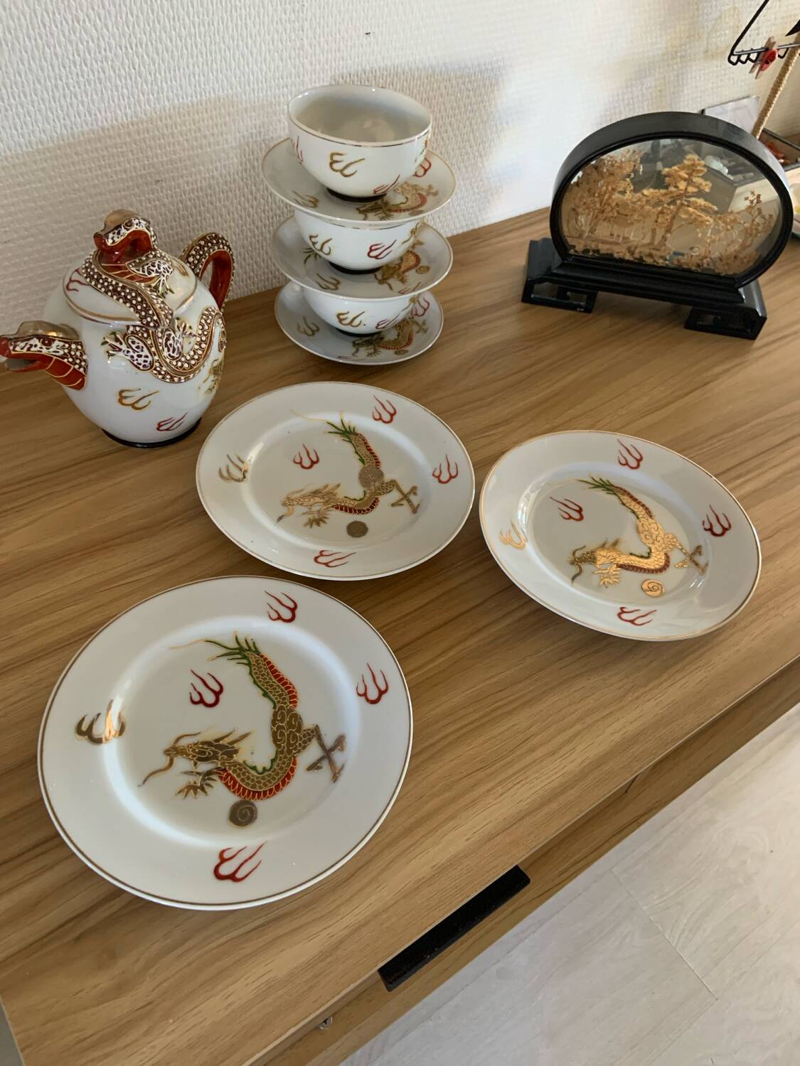 Japanese service with golden dragon pattern