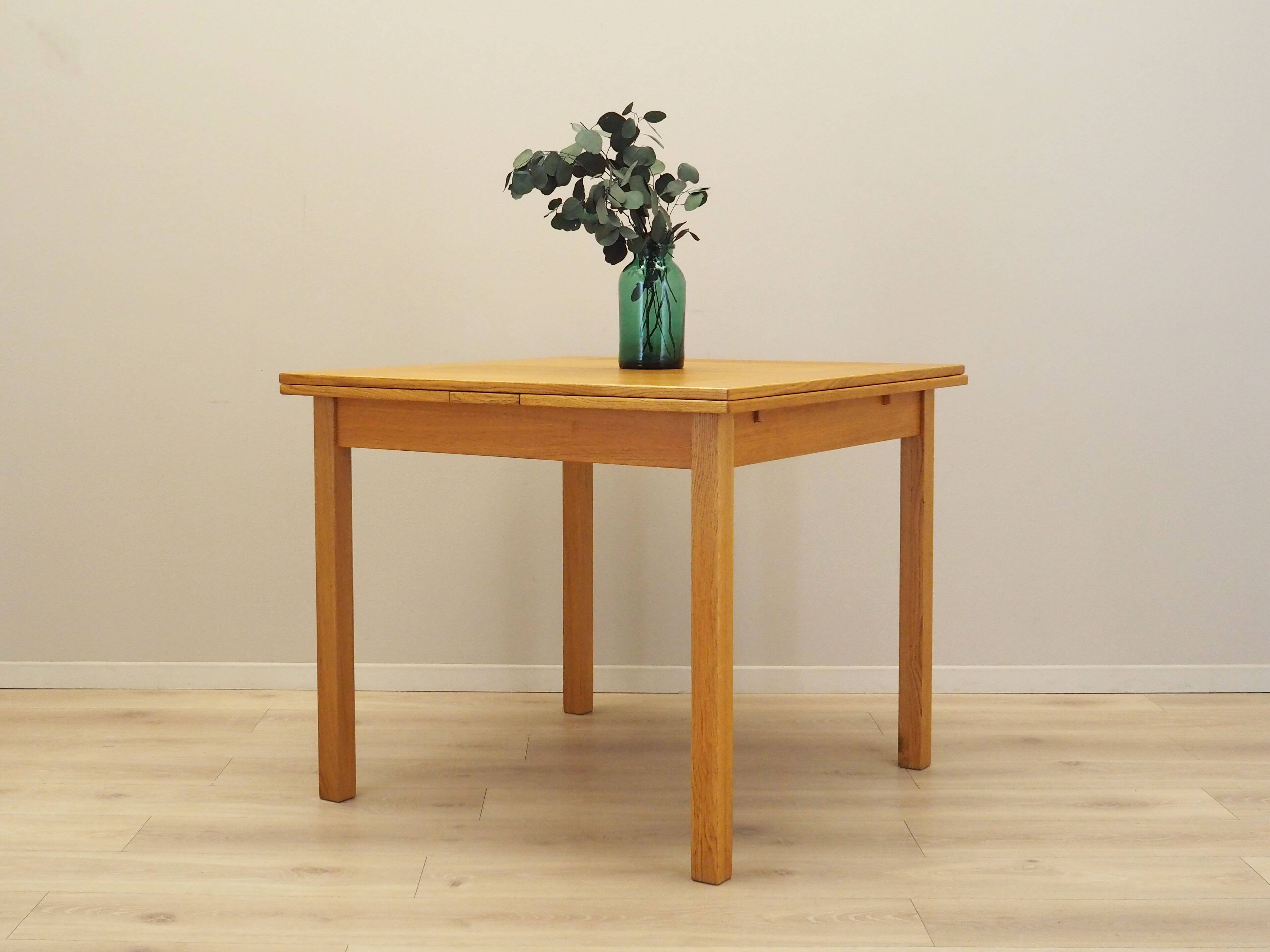 Oak table, Danish design, 1960s, production: Denmark