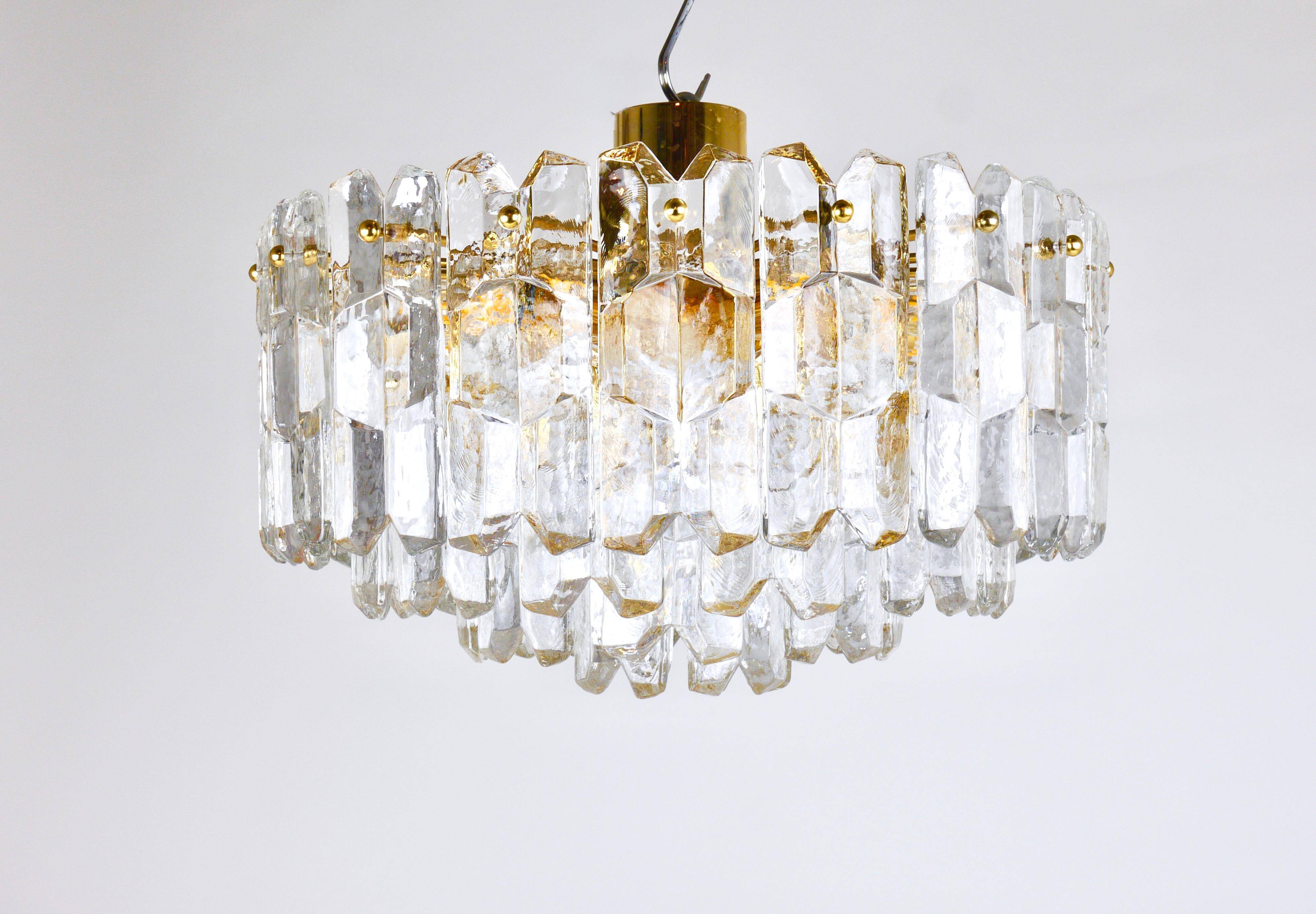 Large ceiling chandelier in gilded brass and glass Palazzo J.T. Kalmar, 1950s