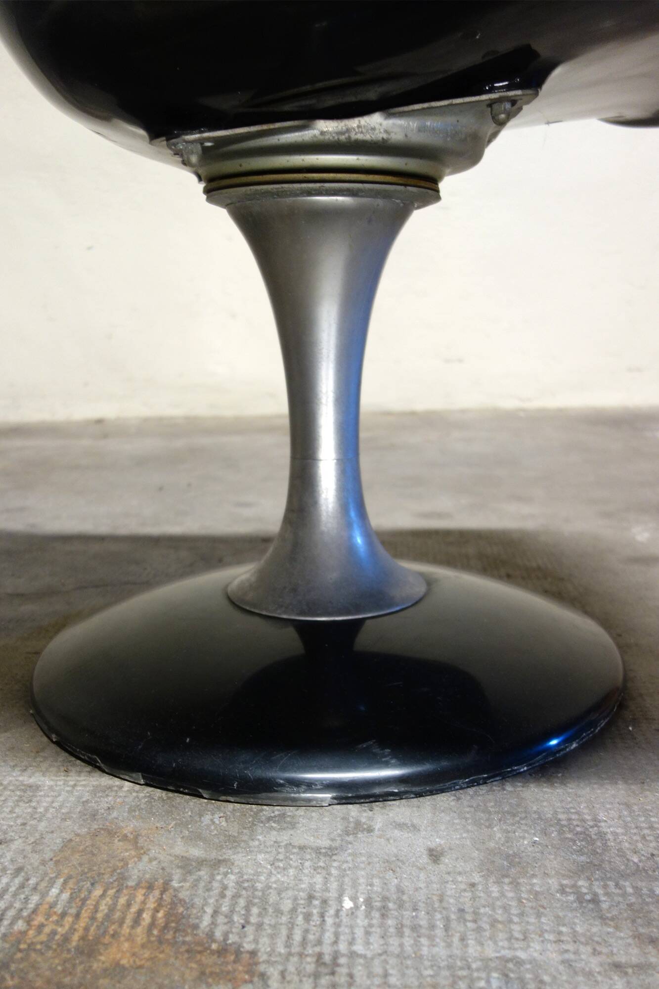 Ensemble table et 6 chaises Chromcraft space age années 70