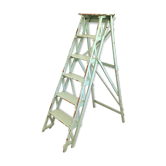 Former mint wooden stepladder