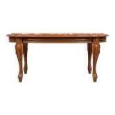 Table basse dessus pierre