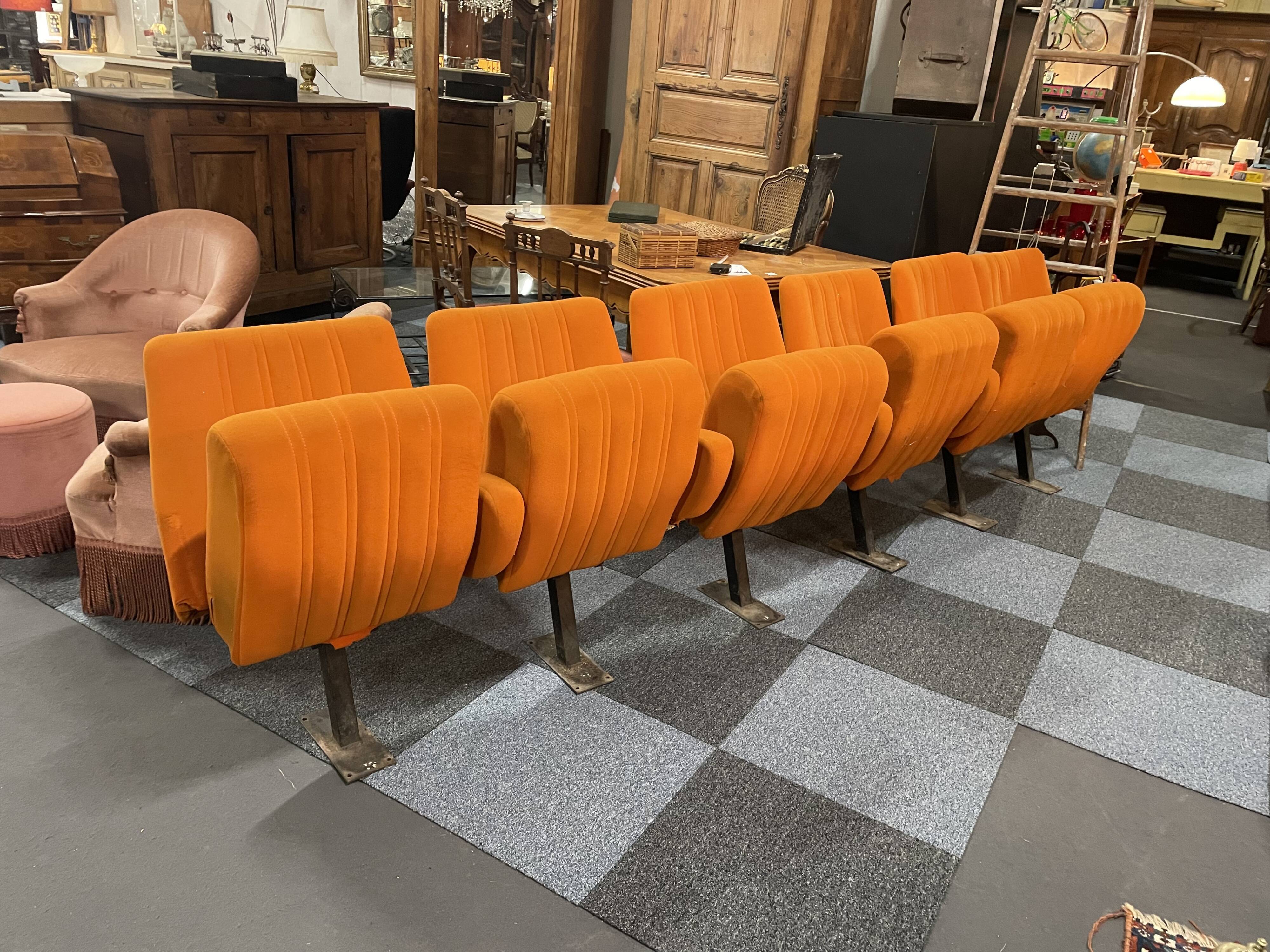 Series of 6 cinema seats