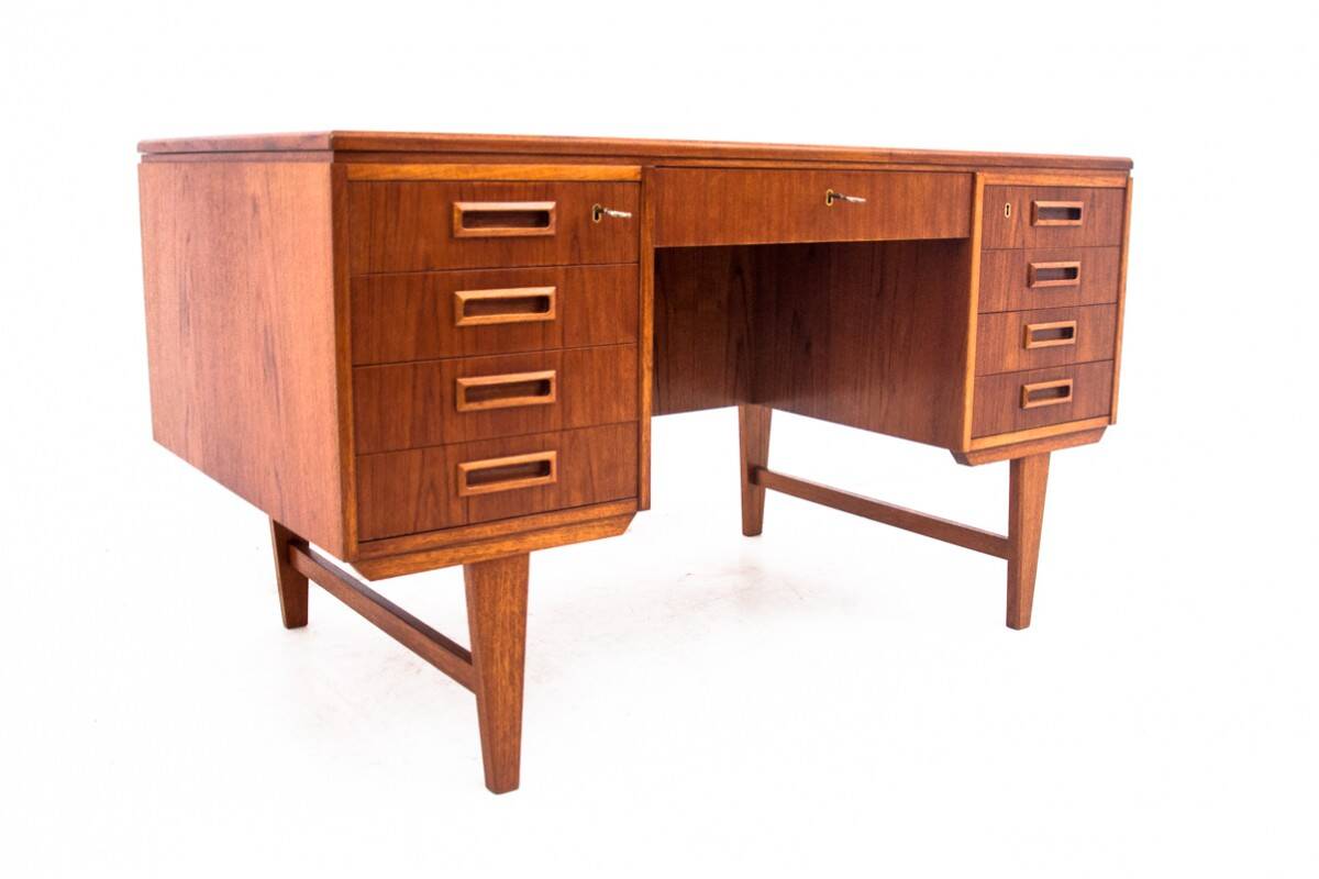 Bureau en teck, Danemark, années 1960.