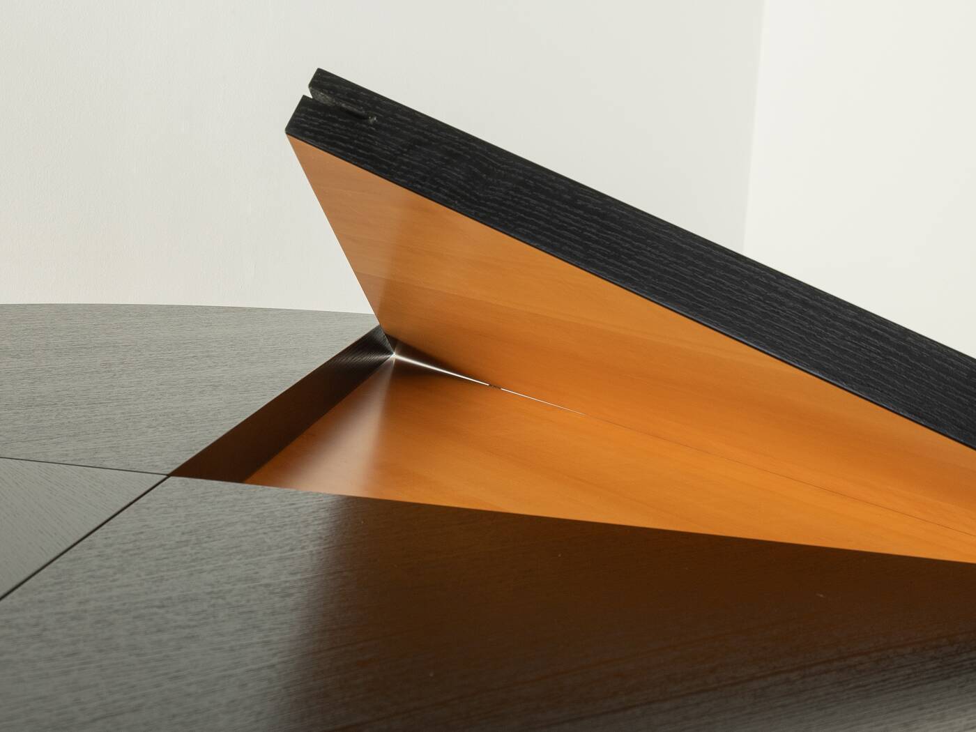 Quadrondo dining table, Erwin Nagel for Rosenthal