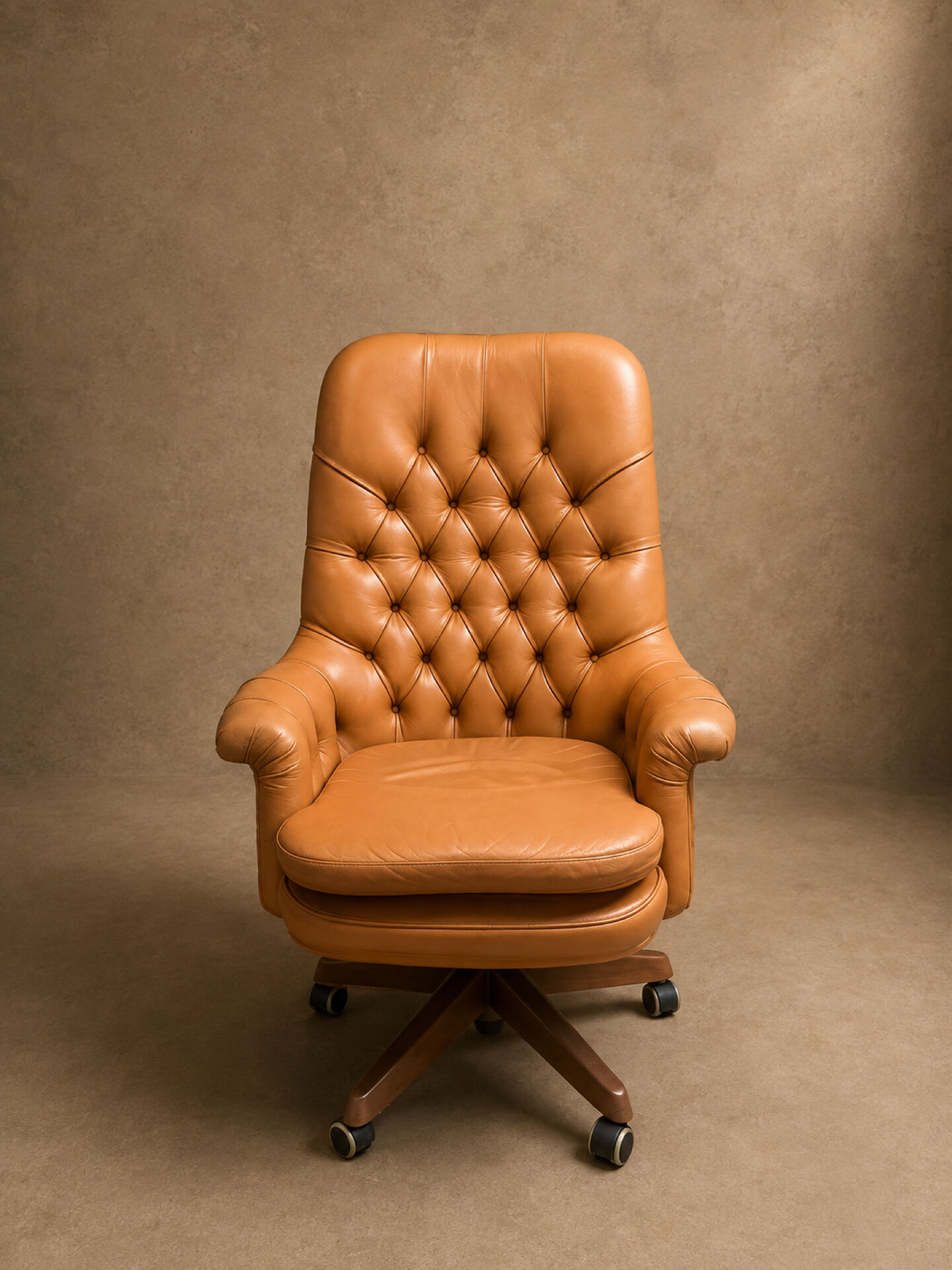 Upholstered armchair Poltrona Frau Circé 1990
