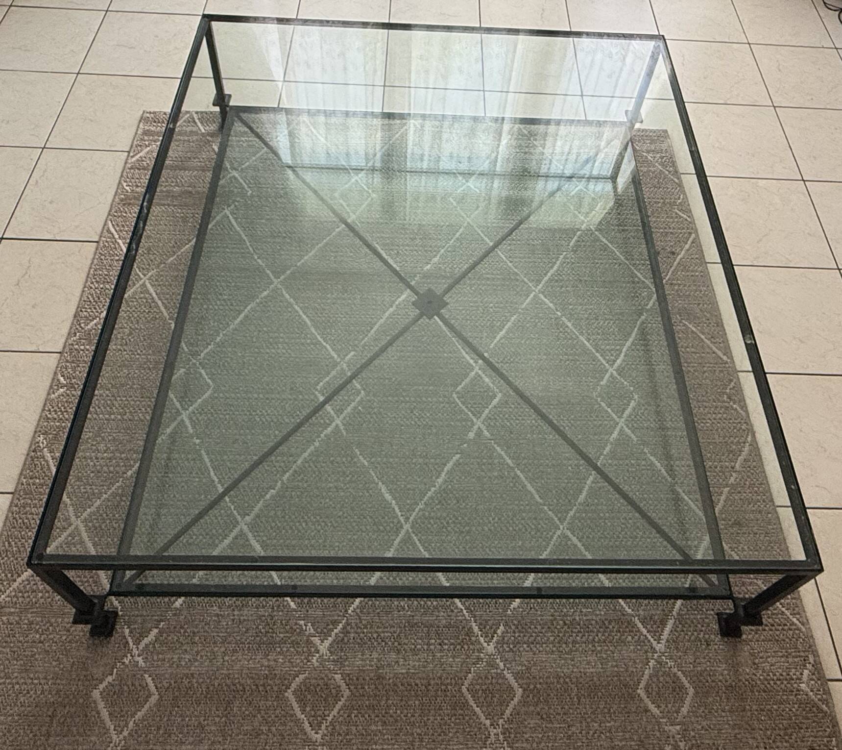 Table basse Hughes Chevalier