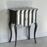 Baroque chest of drawers 1