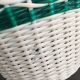 Scoubidou bottle and its 60s cap