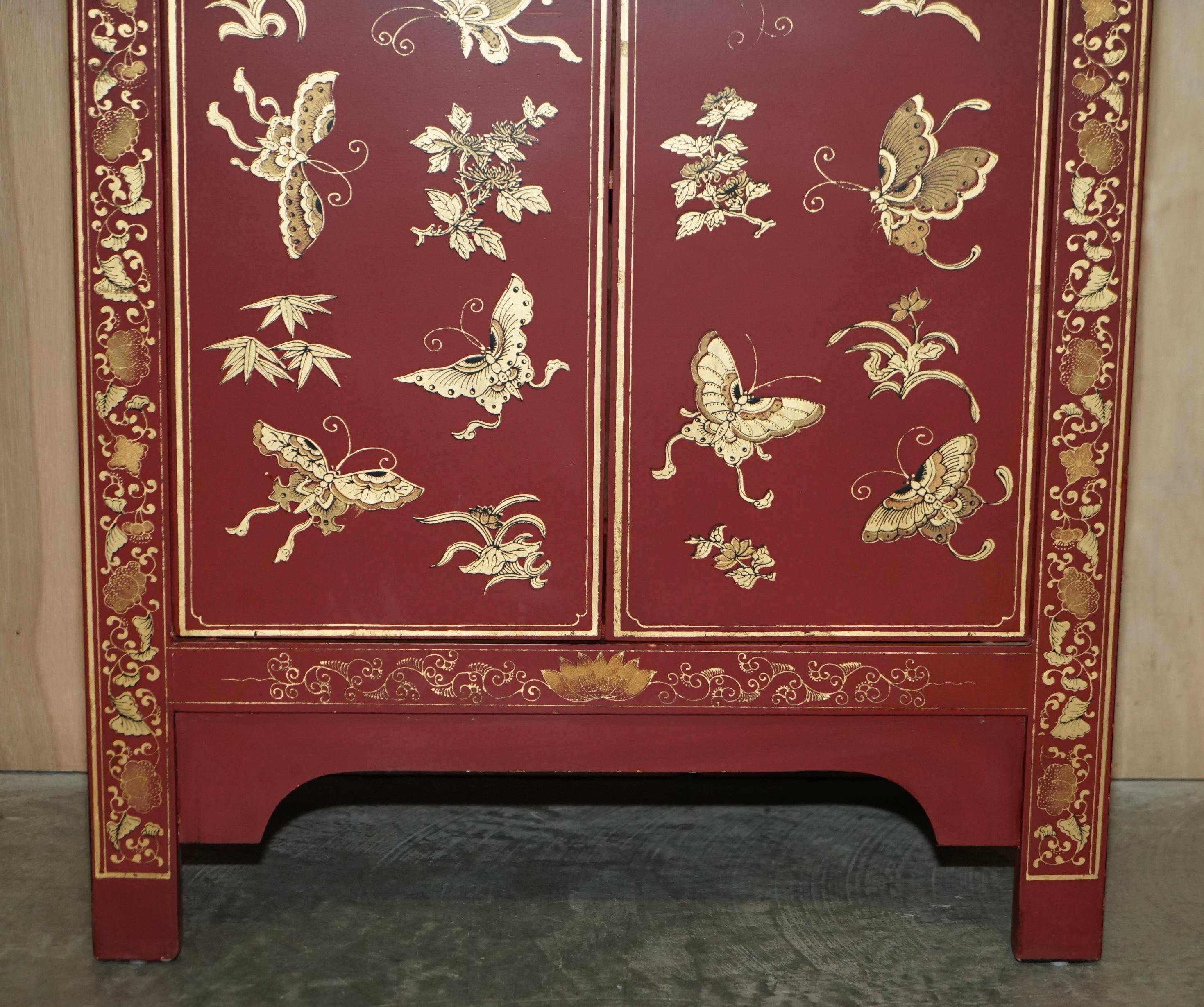 Buffet chinois antique papillon laquée peinte à la main