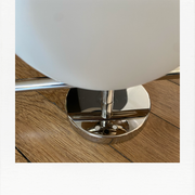 Applique chrome et opaline, années 70