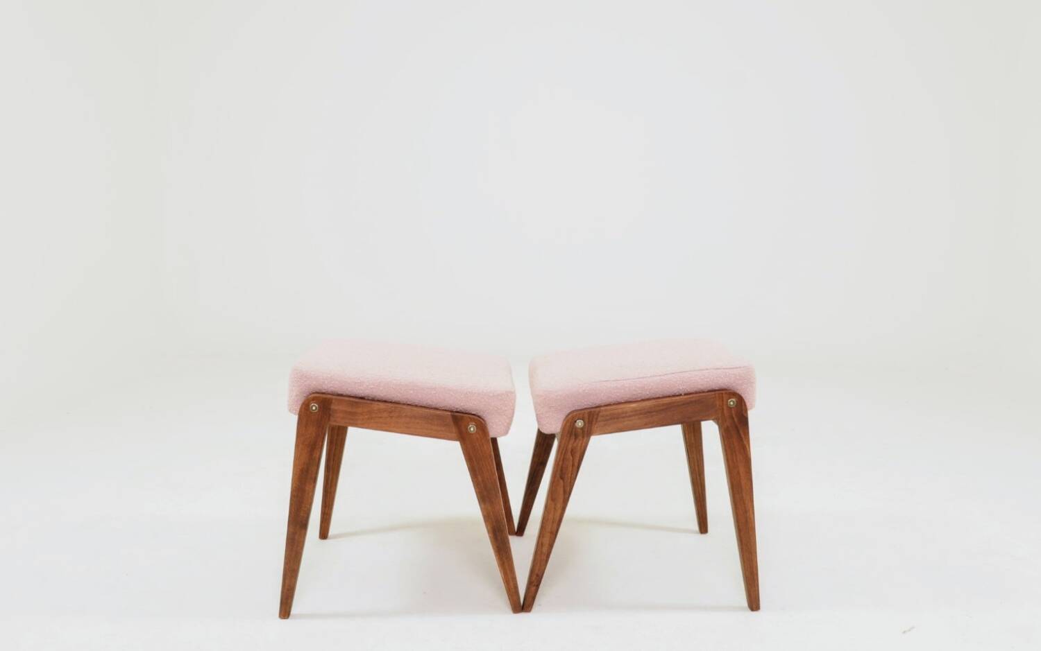 Vintage pink boucle tabouret modern design set of 2