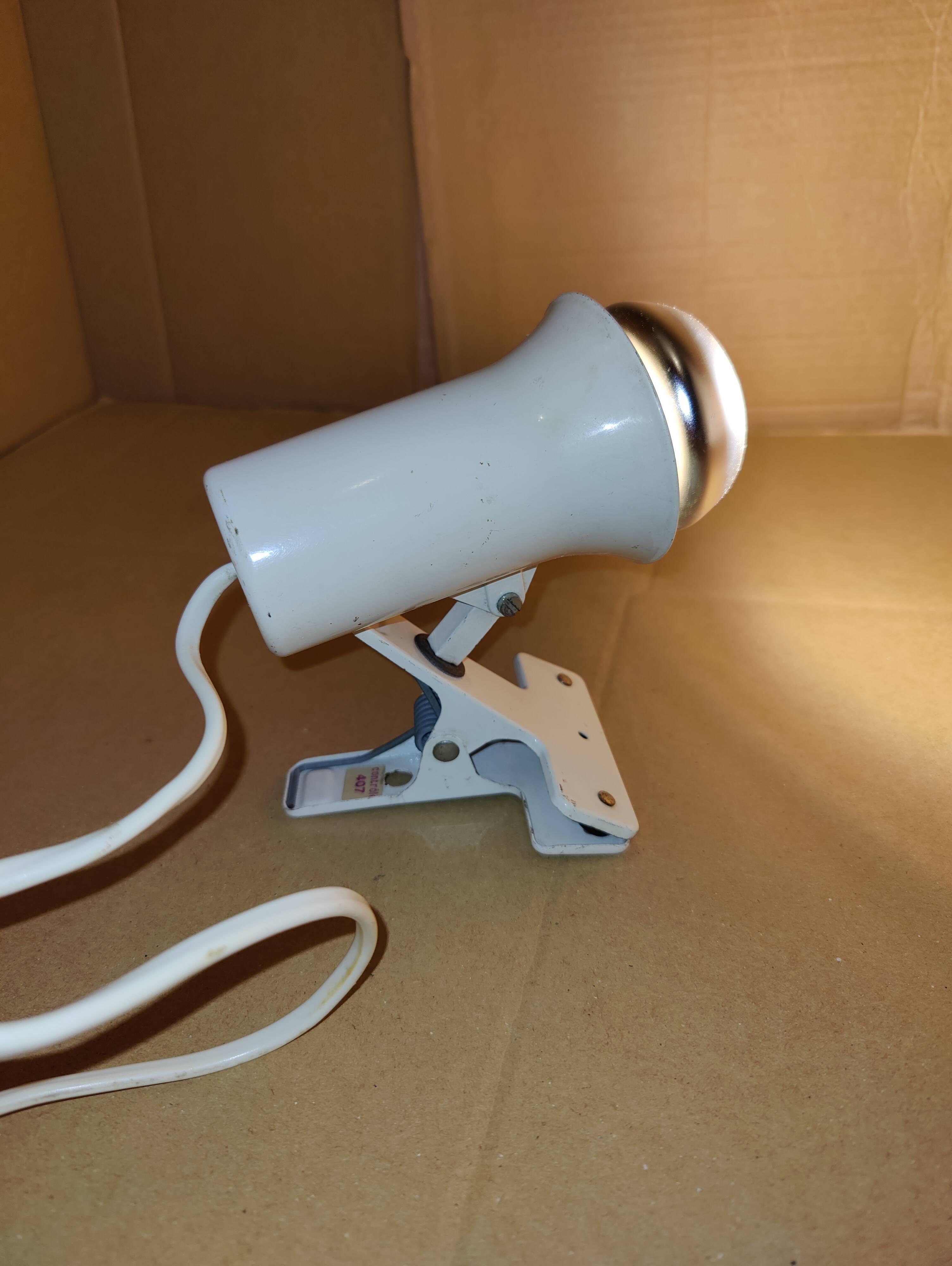 Vintage white clip-on spotlight lamp Lita