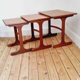 Tables gigognes