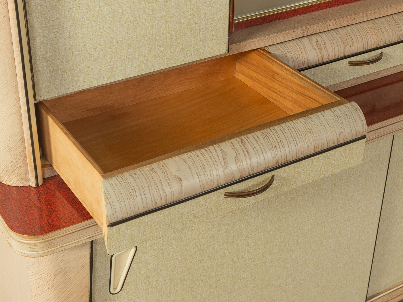 Kitchen cabinet from the 1950s