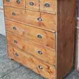 Commode ou meuble à tiroirs