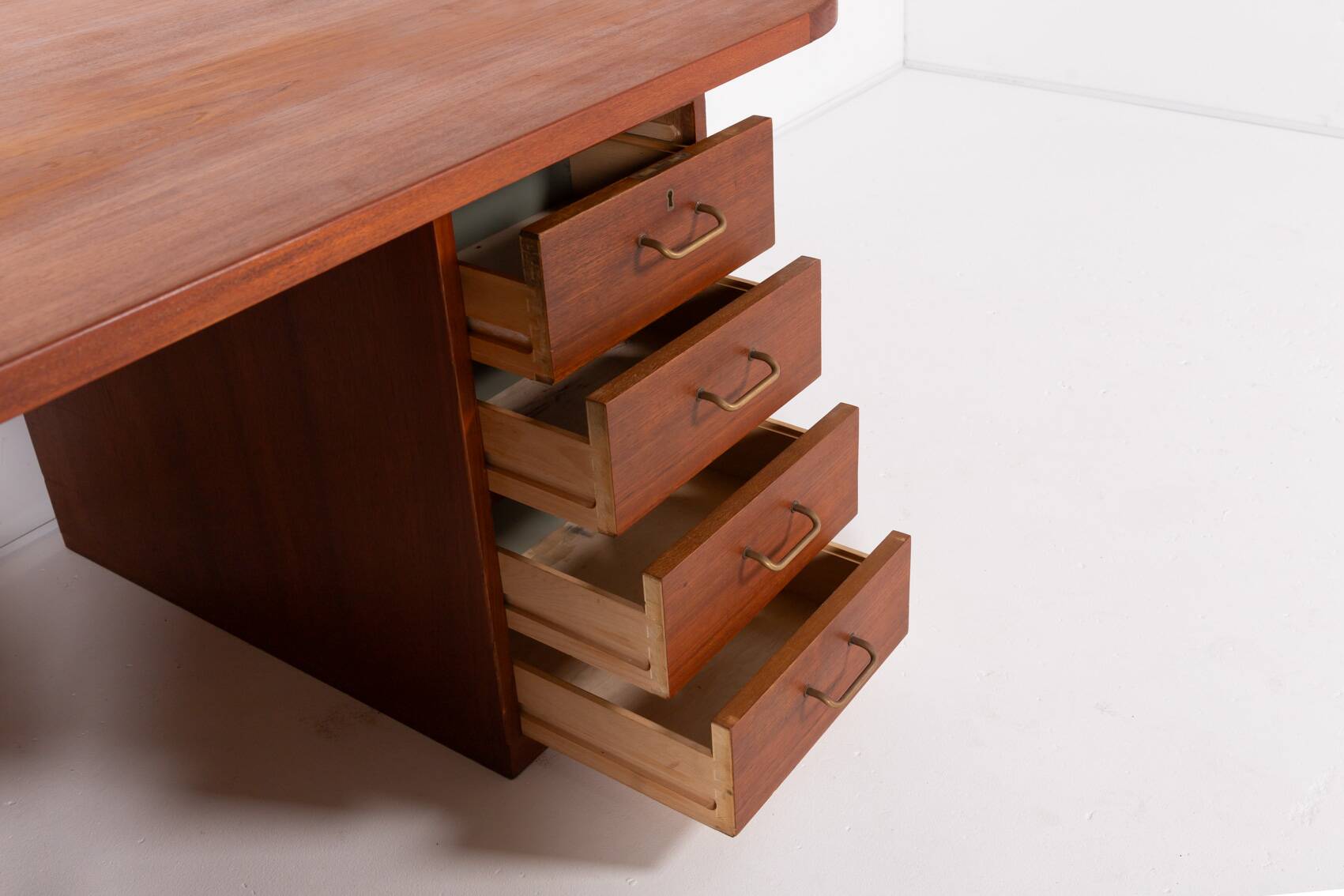 Bureau en teck danois des années 1960 de Frode Holm