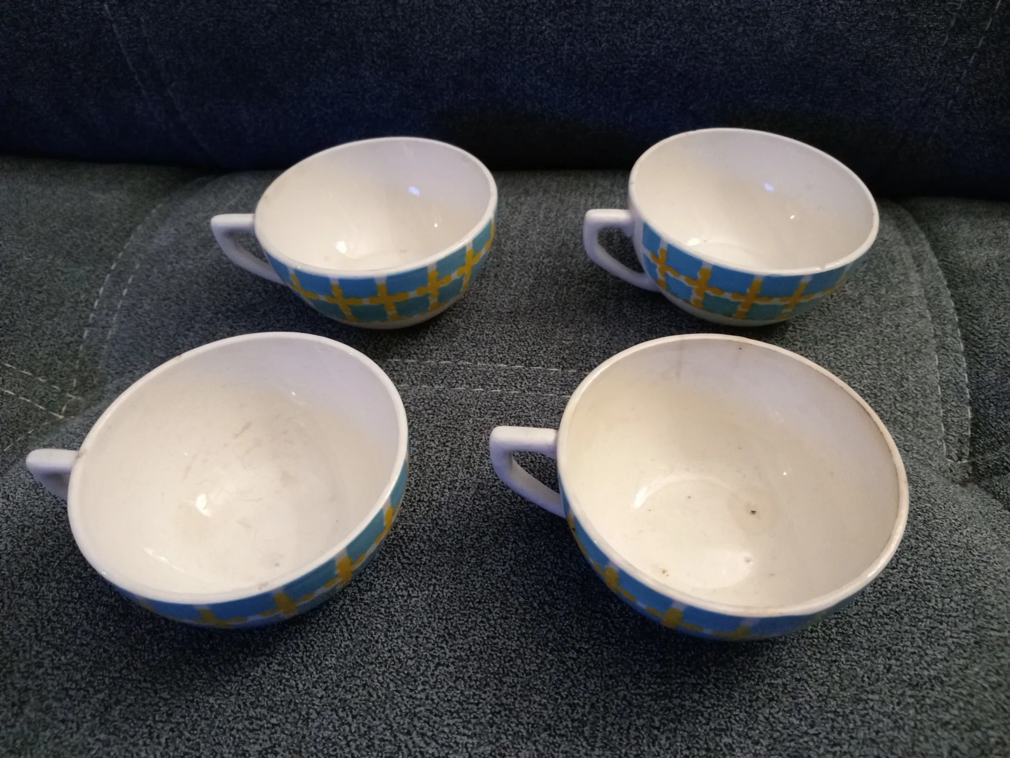 Lot de 4 tasses Trèfles d'or